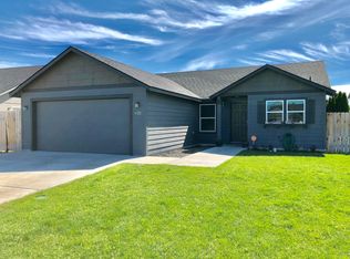 825 S Blessing St, Moses Lake, WA 98837
