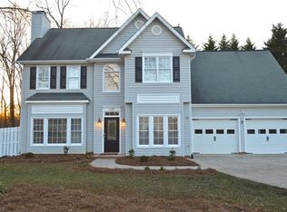 110 Stonburg Cir, Clemmons, NC 27012