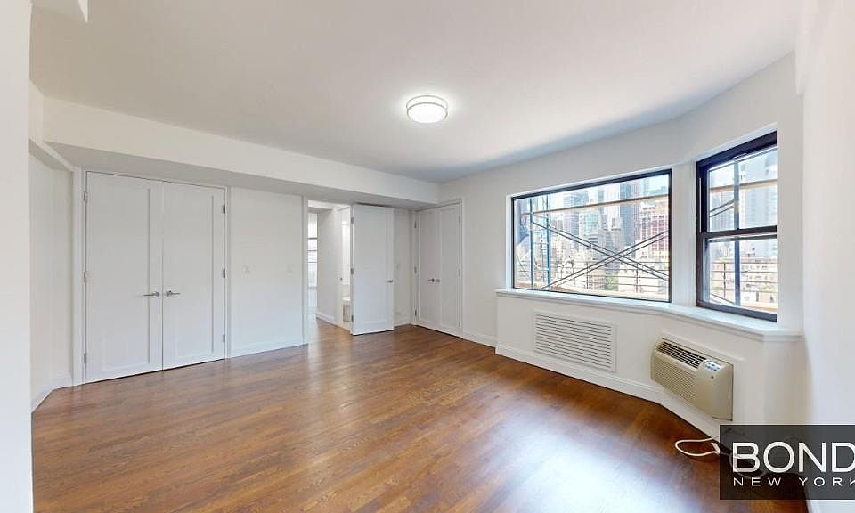 1st image of 303 W 21st St #12A