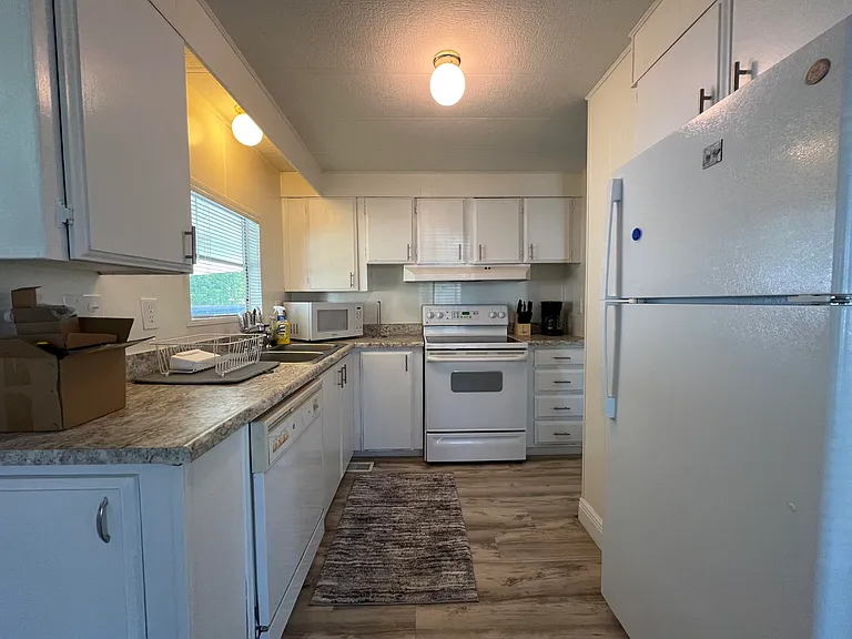4045 White Pine Dr — Photo 5