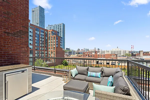 Sold by Douglas Elliman | media 22