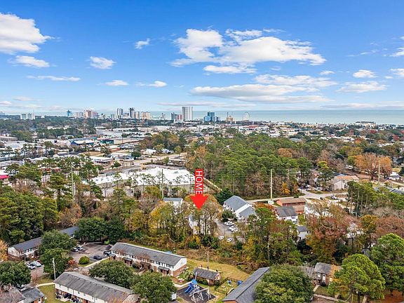 2nd image of 209 Cedar St. Building D