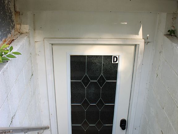 2nd image of 797 Elk Mills Rd #D