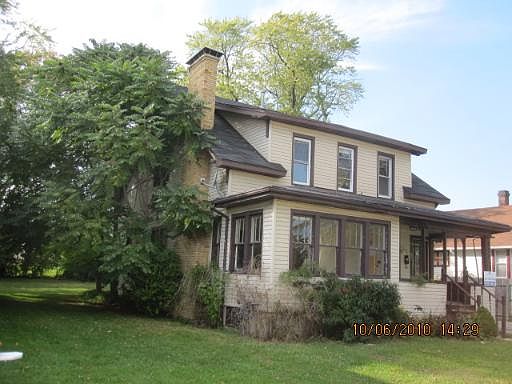 1st image of 822 Indiana Ave