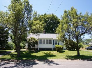 17 Beverly Ter, West Springfield, MA 01089