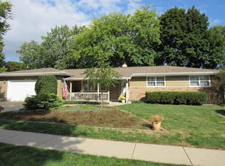 3040 Bond Pl, Janesville, WI 53548