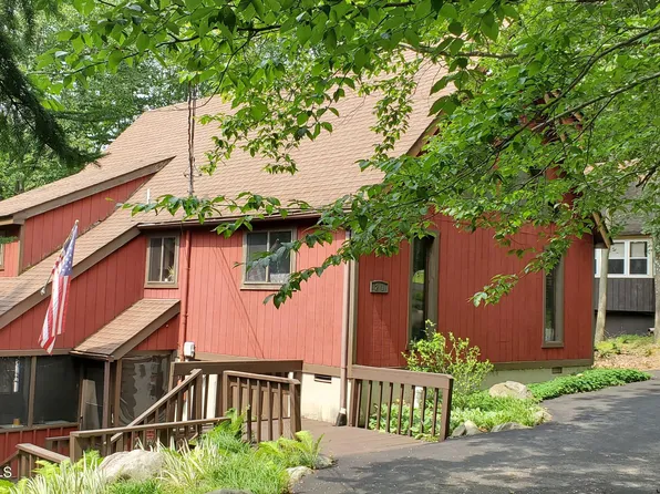 21 Floral Dr, Thornhurst, PA 18424