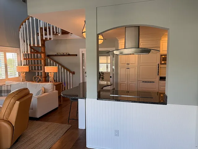 50 Marine Dr #8 — Photo 13