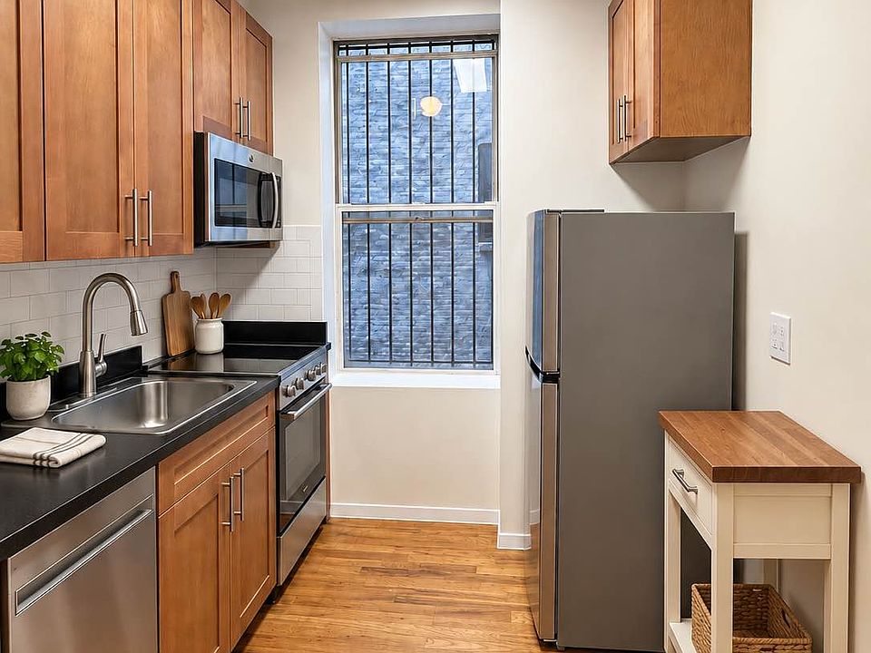 2nd image of 417 E 74th St APT 1