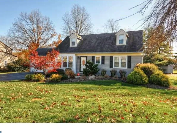 5016 Coldspring Dr, Collegeville, PA 19426