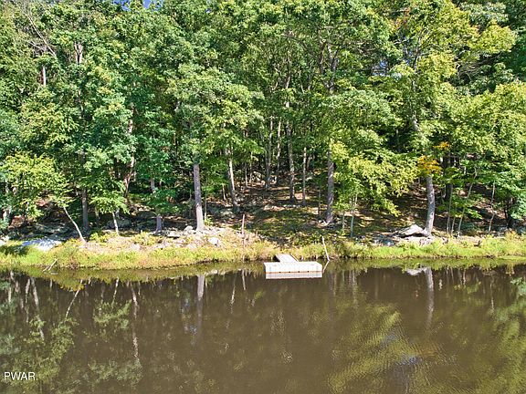 2nd image of 116 Saddlebrook Ln