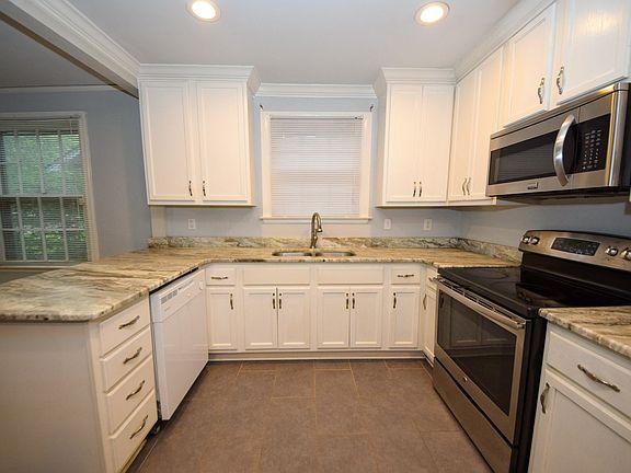 5th image of 3698 Kearney Ave
