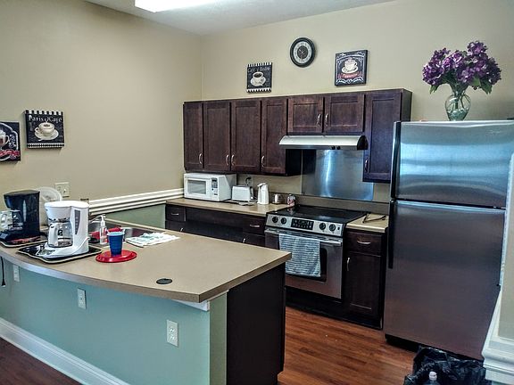 4th image of 1600 Adams Ln #6338