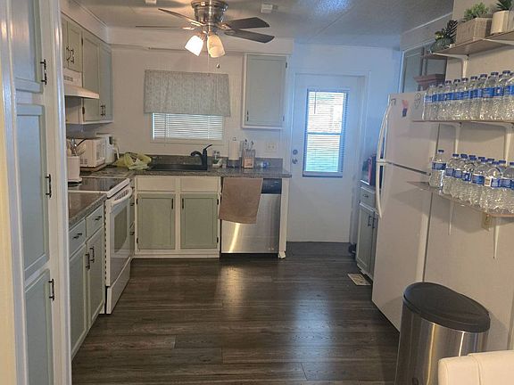 3rd image of 143 Highland Dr