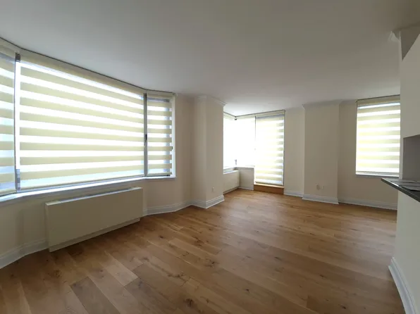 400 East 90th Street image 12 of 15