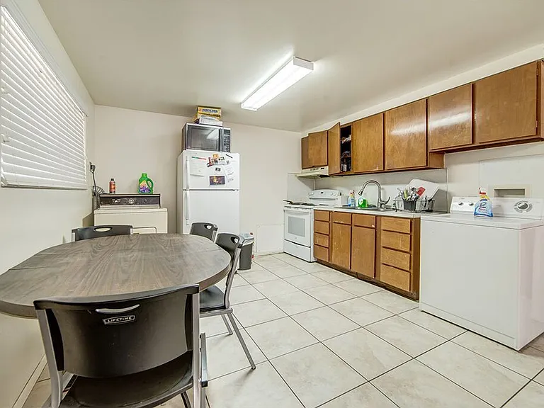 630 N 100 E #2 — Photo 5