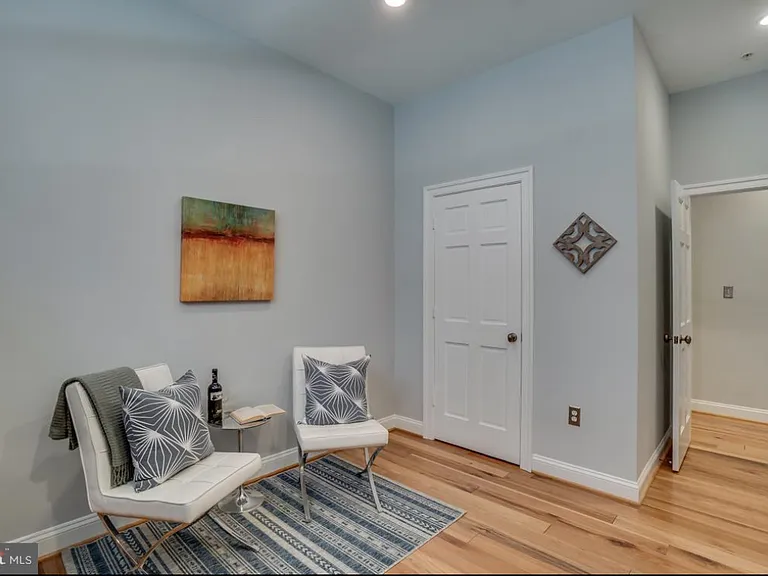 1210 V St NW #1 — Photo 11