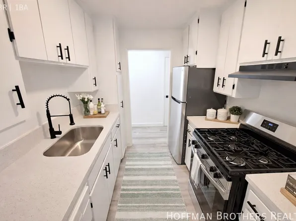 11744 Runnymede Property