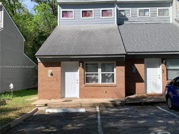 2100 Continental Ave APT 16, Tallahassee, FL 32304