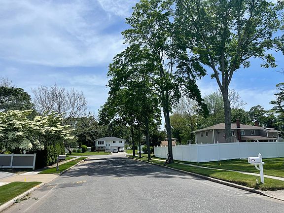 5th image of 34 Sarah Dr