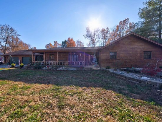 385 W Evergreen Plz N, Santa Claus, IN 47579