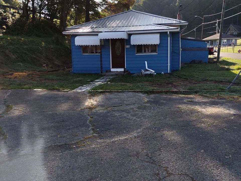 Front of home with off street parking