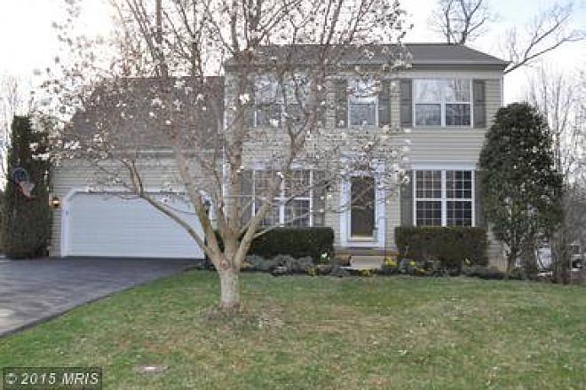 1st image of 5743 Moonbeam Dr