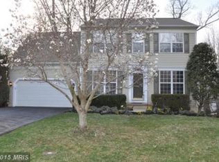 5743 Moonbeam Dr, Woodbridge, VA 22193