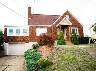 917 Jefferson Ave, Jeannette, PA 15644