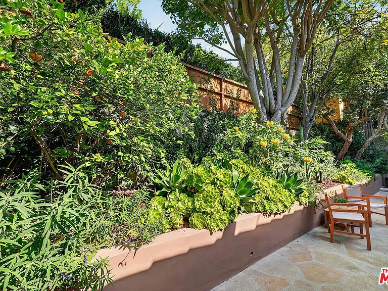 1515 Rendall Pl — Photo 32