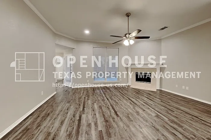 3 bed, 2.0 bath, 1726 sqft, $2,290 — Photo 3
