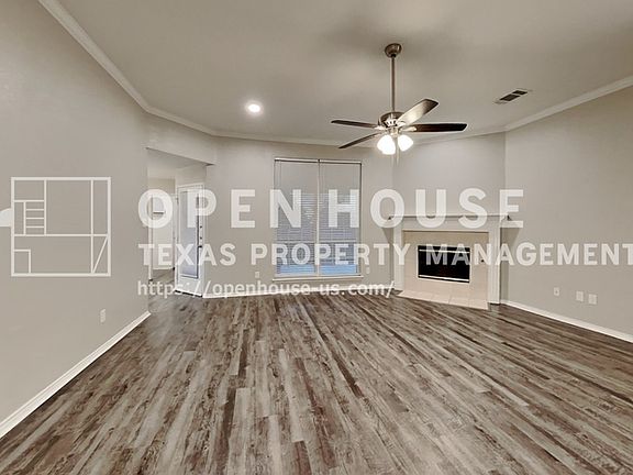 3rd image of 5510 Lee Hutson Ln