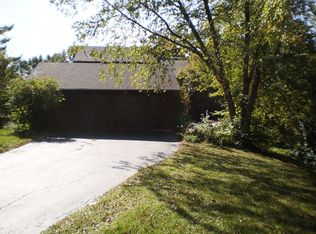 5N829 Harvest Ct, St Charles, IL 60175