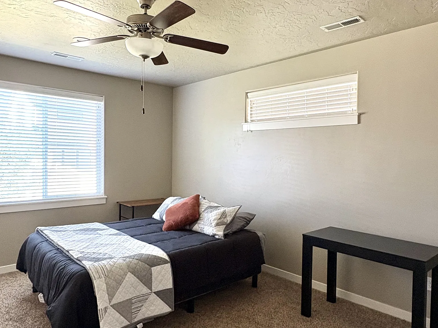8107 S Topaz Ridge Ave — Photo 3