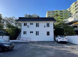 1152 NW 3rd St APT 2, Miami, FL 33128