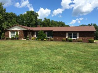 5927 Merwin Chase Rd, Brookfield, OH 44403