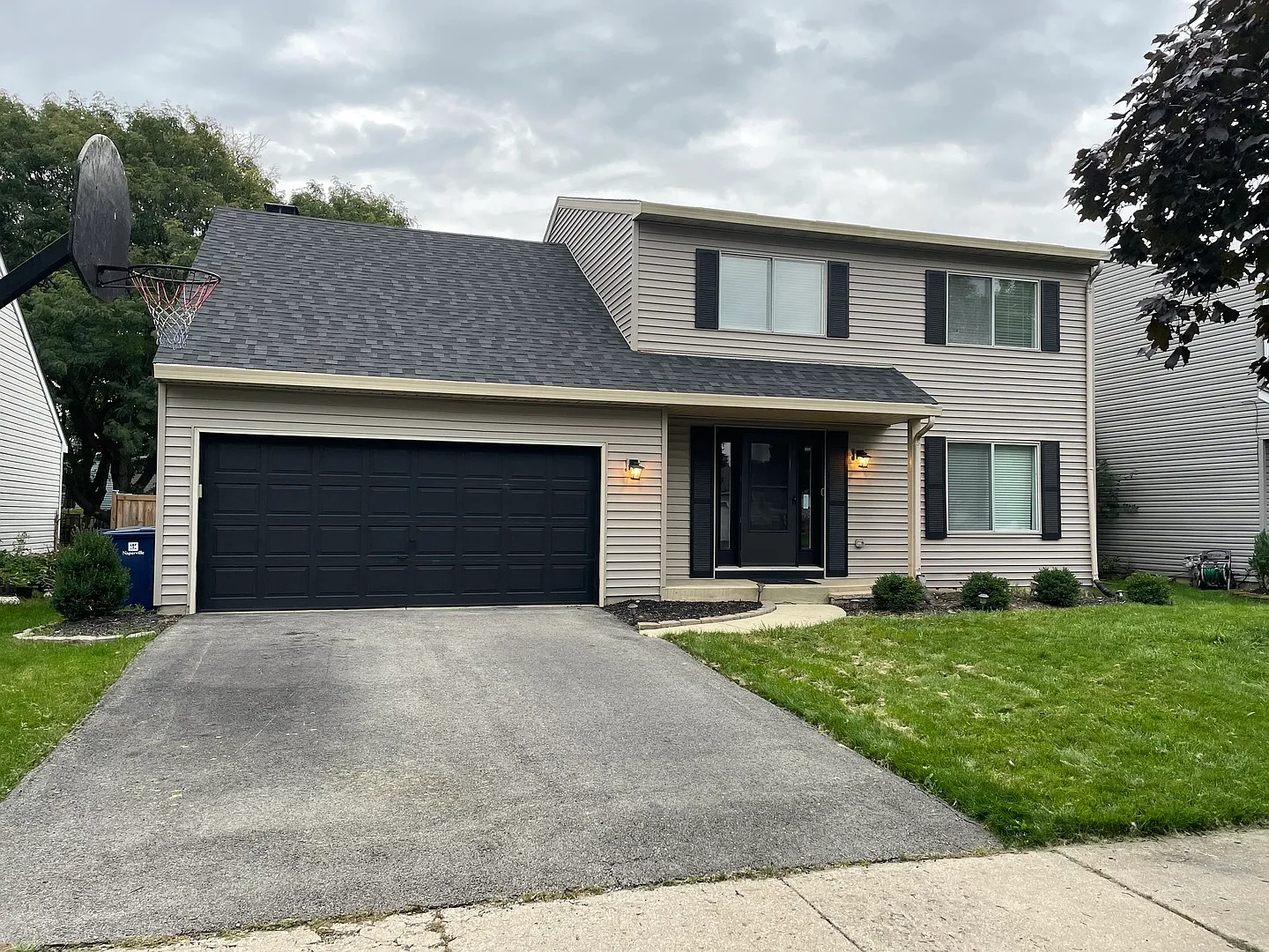 2706 Gateshead Dr photo 1