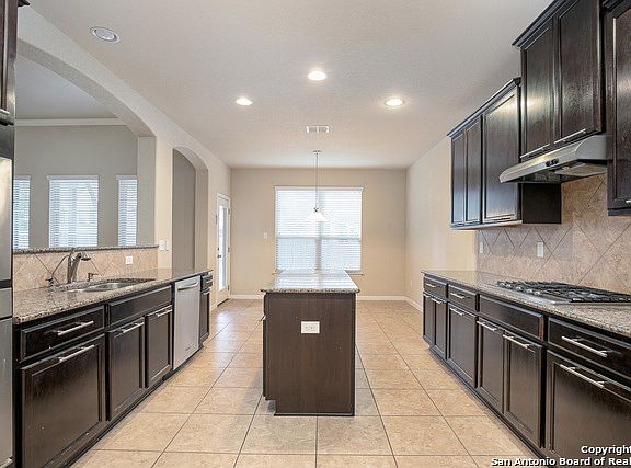 5th image of 5031 Segovia Way