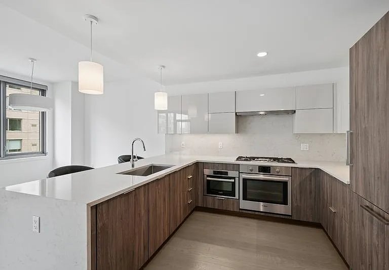 9 Avenue At Port Imperial #818 — Photo 5