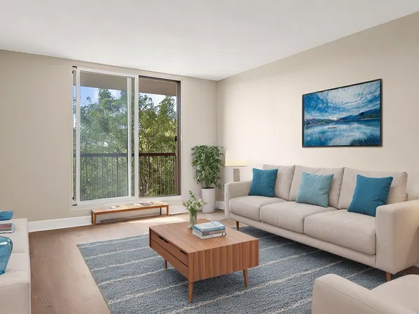 117 Park St, Kingston, ON K7L 5P6