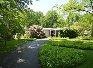 9652 Wolf Rd, Windham, OH 44288