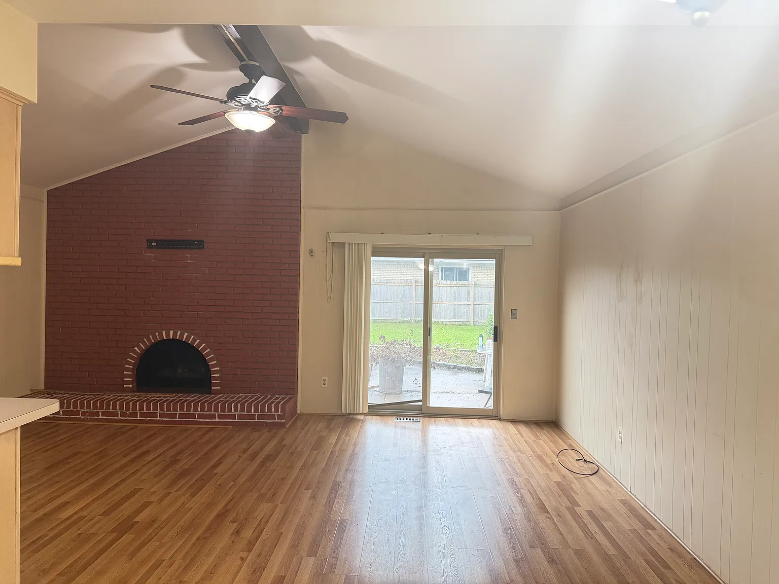 3 bed, 1531 sqft, $2,400 — Photo 4