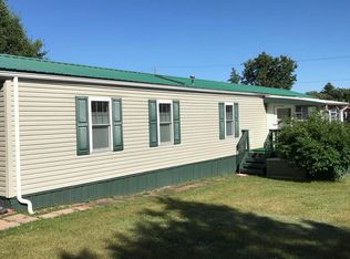 110 Green Acres Ln, Milford, PA 18337