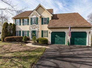 7002 Shawnee Cir, Collegeville, PA 19426