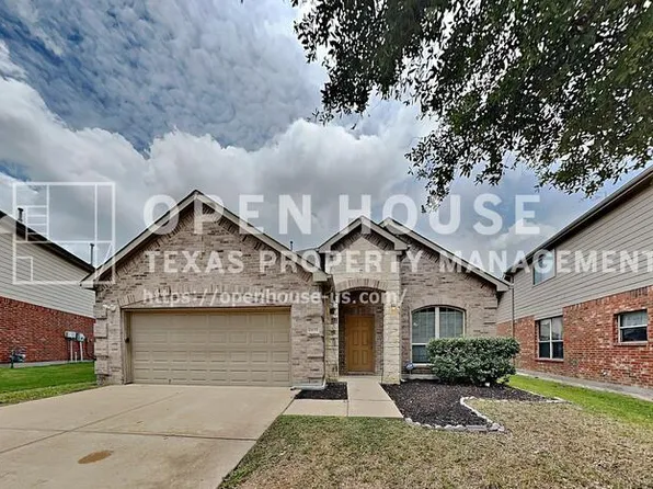 8828 Night Wind Ln, Fort Worth, TX 76244