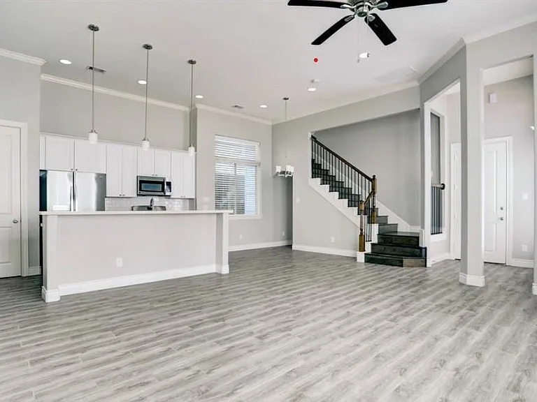 8907 Spring Knoll Forest Dr — Photo 8
