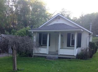 757 Evergreen Rd, Leechburg, PA 15656