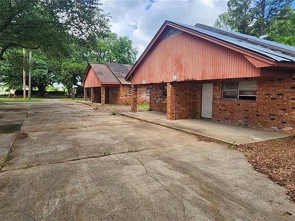 3rd image of 1712 Enterprise Rd