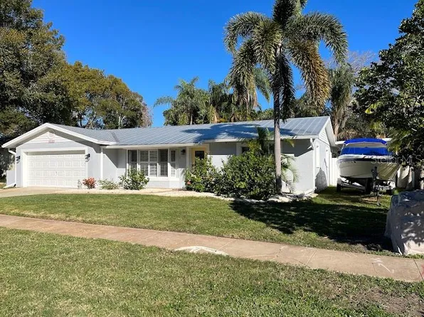 12173 111th Ln N, Largo, FL 33778