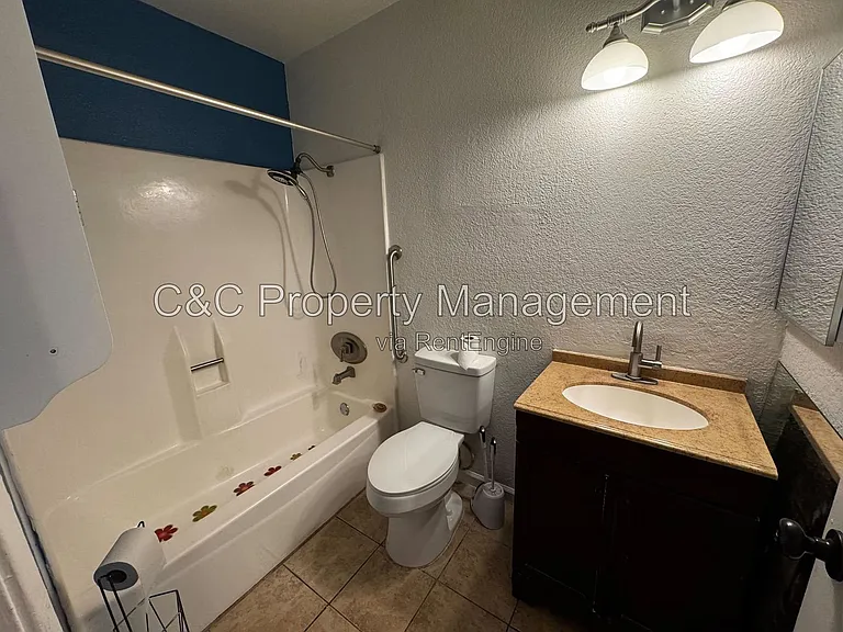 286 Frigate Ct — Photo 9